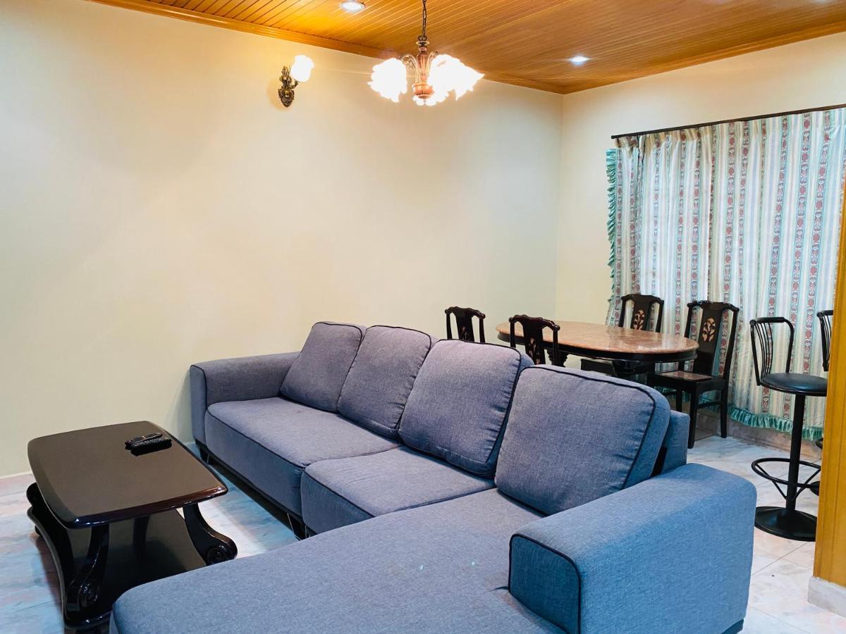 فندق 100 Oastel Coliving تاناه راتا المظهر الخارجي الصورة