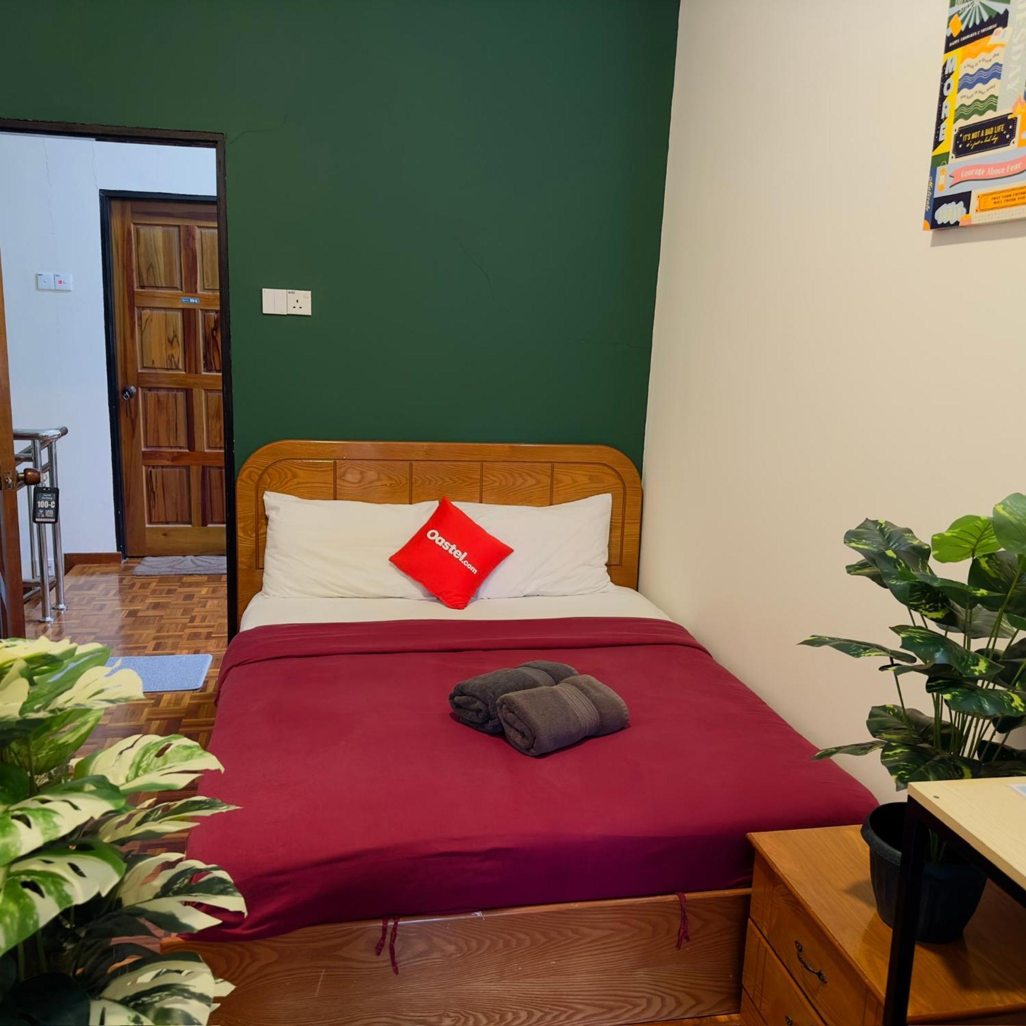 فندق 100 Oastel Coliving تاناه راتا المظهر الخارجي الصورة